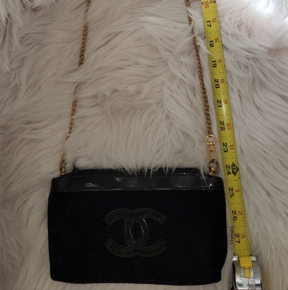 Chanel Black Suede Shoulder Bag - Picture 5 of 7